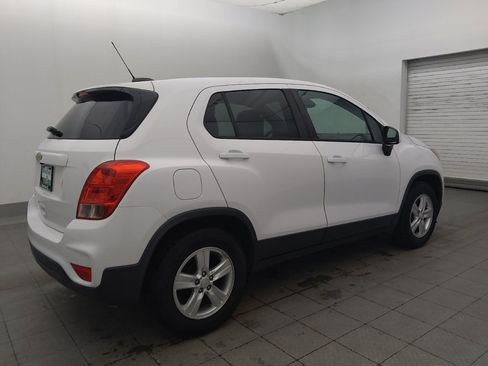 Used 2019 Chevrolet Trax LS w/ Tint and Cruise Package FWD image 10