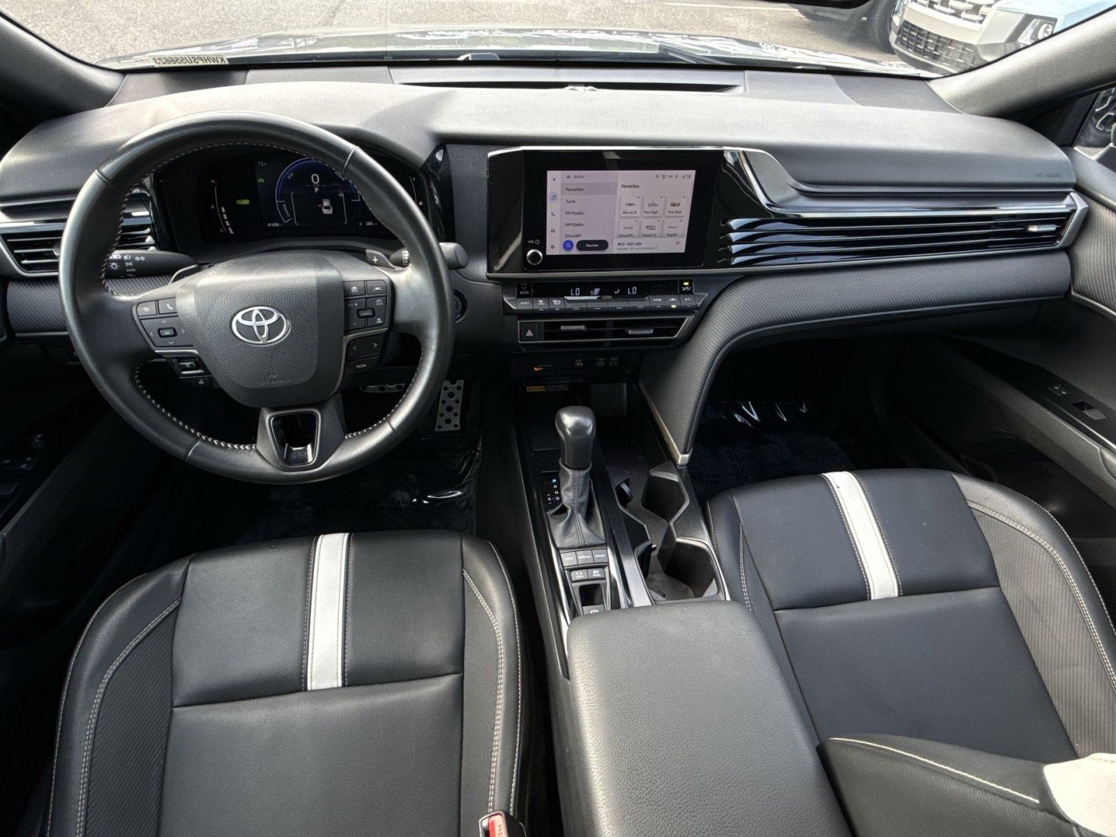 Used 2025 Toyota Camry SE FWD image 23