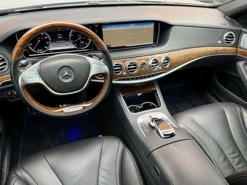 Used 2015 Mercedes-Benz S 550 Sedan image 32