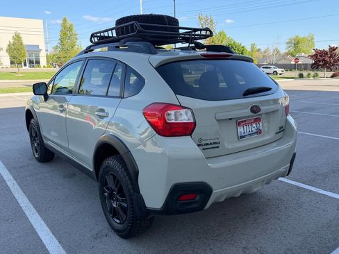 Used 2014 Subaru Crosstrek 2.0i Limited AWD/4WD image 9
