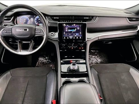 Used 2021 Jeep Grand Cherokee L Laredo AWD/4WD image 19