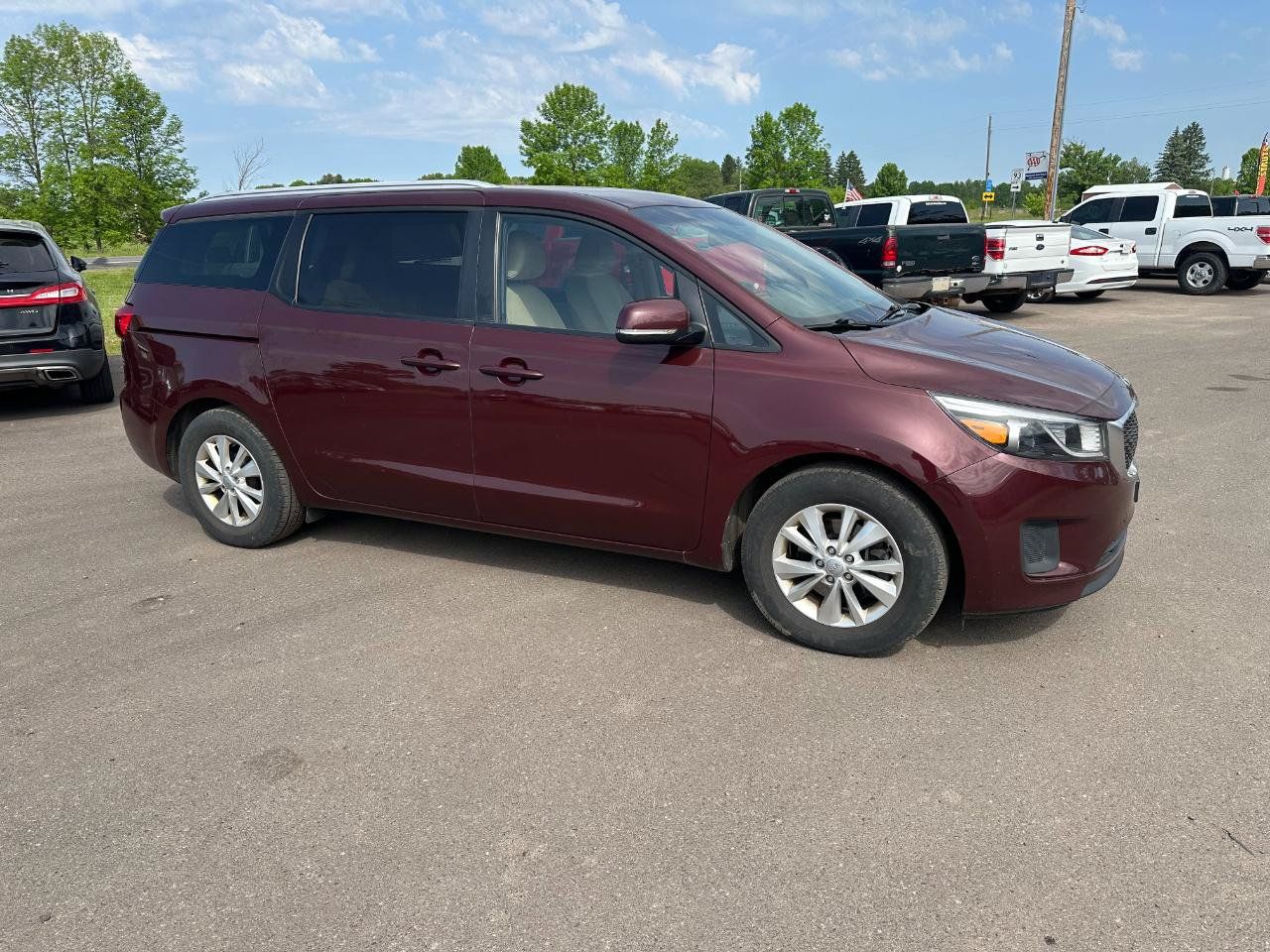 Used 2015 Kia Sedona LX FWD image 8