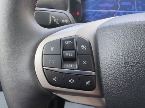 New 2025 Ford Explorer Active w/ Active Comfort Package image 20