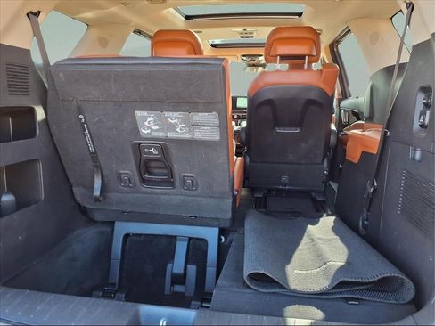 Used 2022 Kia Carnival SX Prestige image 36