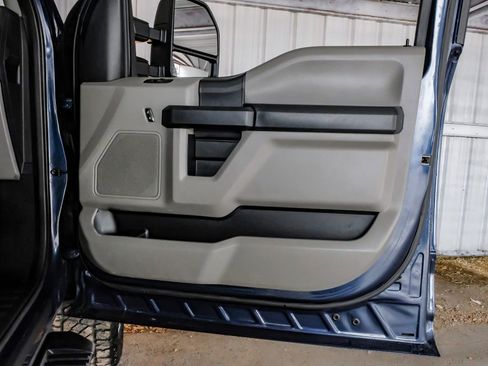 Used 2020 Ford F250 XL w/ STX Appearance Package image 37