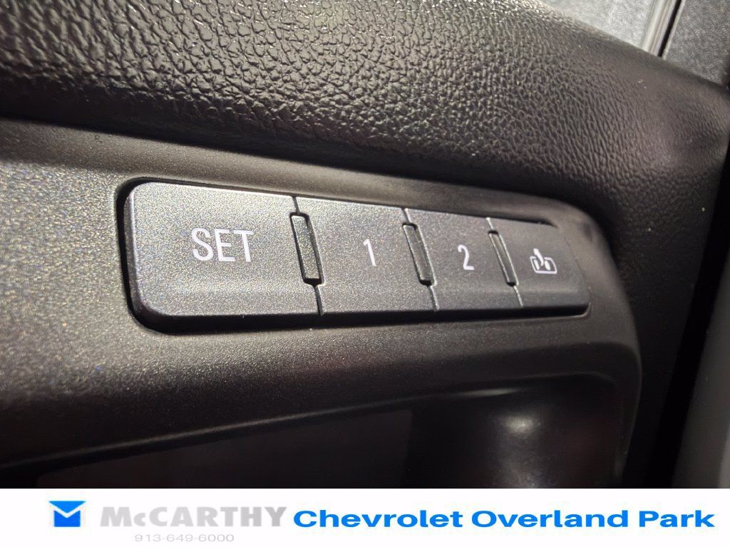 Used 2017 GMC Sierra 1500 SLT AWD/4WD image 18