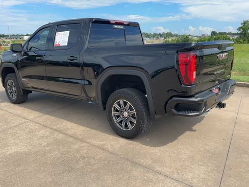 Used 2024 GMC Sierra 1500 AT4 w/ AT4 Preferred Package AWD/4WD image 7