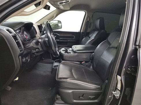 Used 2022 RAM 2500 Laramie AWD/4WD image 4