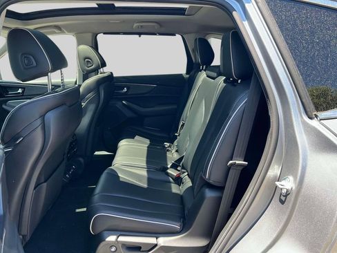 Used 2023 Acura MDX SH-AWD w/ Advance Package image 12