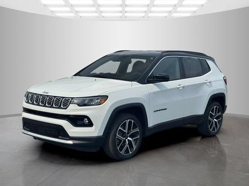 Certified 2025 Jeep Compass Limited AWD/4WD image 3
