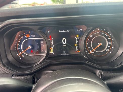Used 2024 Jeep Wrangler Unlimited Rubicon AWD/4WD image 20