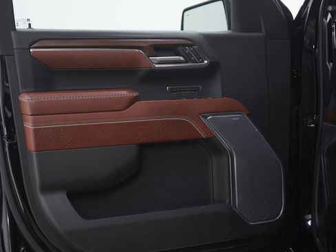 Used 2023 GMC Sierra 1500 Denali Ultimate image 23