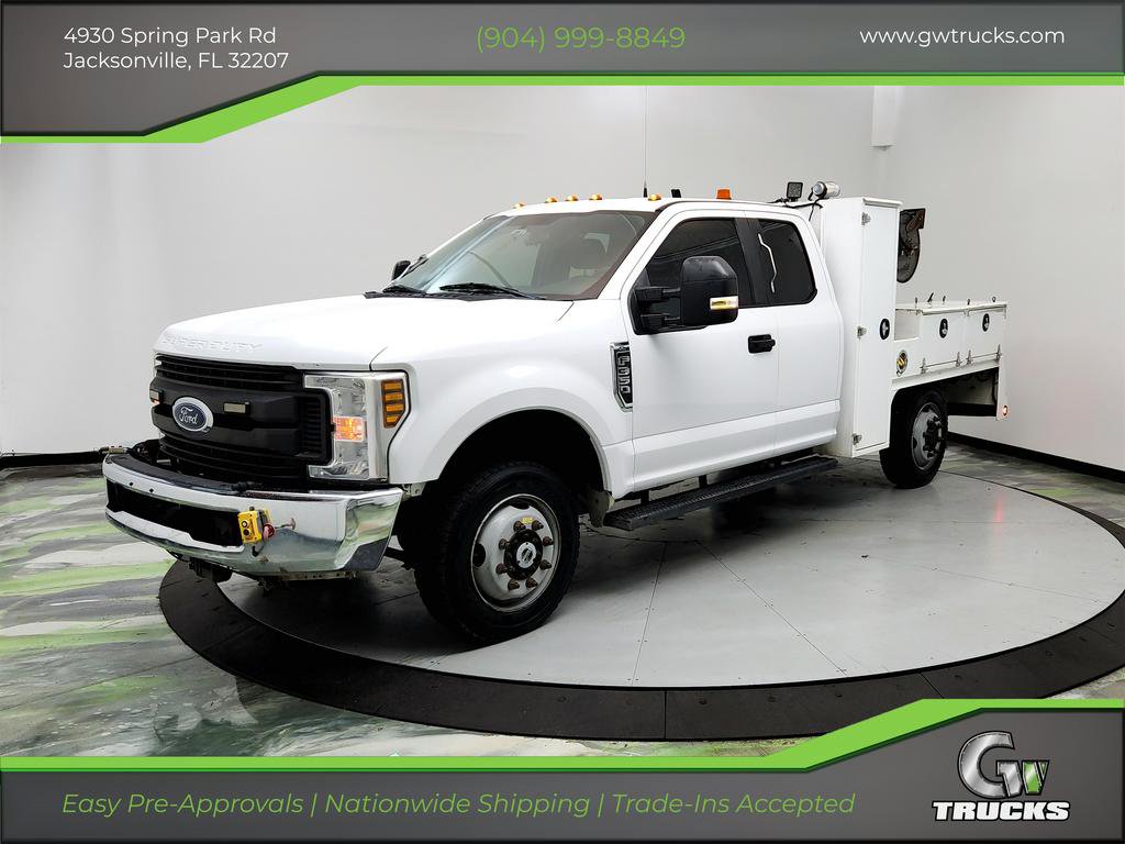 Used 2018 Ford F350 XL AWD/4WD image 1