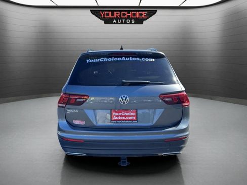 Used 2019 Volkswagen Tiguan SE w/ Panoramic Sunroof Package FWD image 4