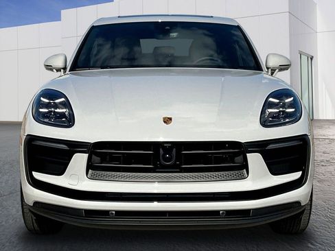 New 2026 Porsche Macan AWD/4WD image 10