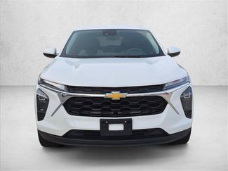 Used 2024 Chevrolet Trax LS w/ LS Convenience Package FWD video 2