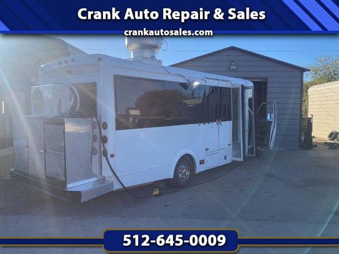 Used 2015 Ford E-450 and Econoline 450 Super Duty w/ Shuttle Bus Prep Package image 1