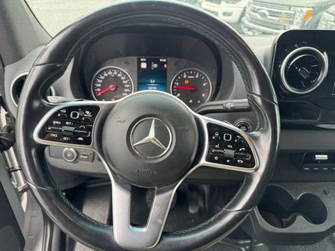 Used 2020 Mercedes-Benz Sprinter 3500 w/ Windows All Around Package image 5