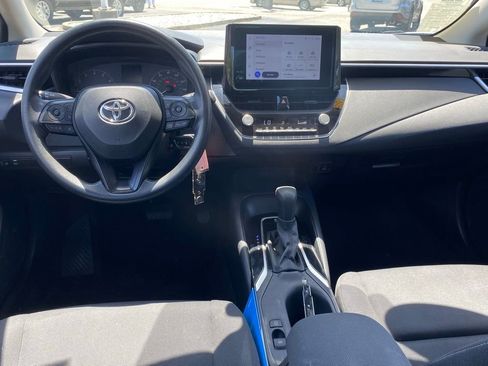 Used 2024 Toyota Corolla LE FWD image 9