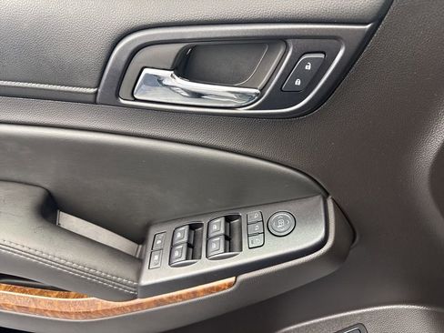 Used 2016 Chevrolet Tahoe LTZ image 32