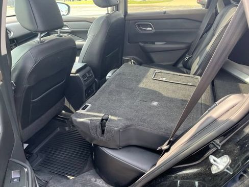 Used 2021 Nissan Rogue SV AWD/4WD image 5