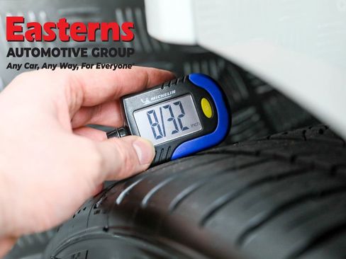 Used 2023 Mercedes-Benz C 300 4MATIC Sedan image 25