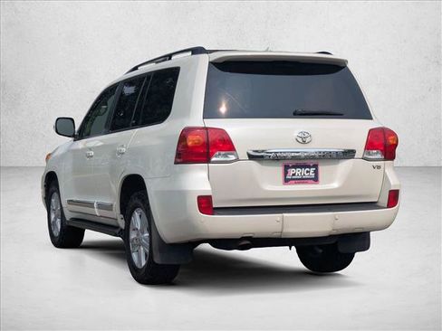 Used 2013 Toyota Land Cruiser AWD/4WD image 8