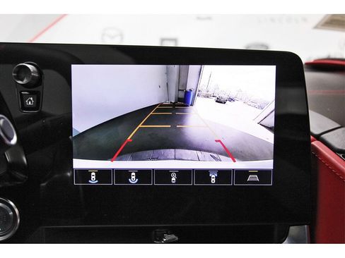 Used 2021 Chevrolet Corvette Stingray Premium Cpe w/ Z51 Performance Package image 21