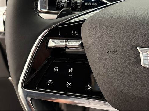 New 2025 Cadillac Escalade Premium Luxury image 27