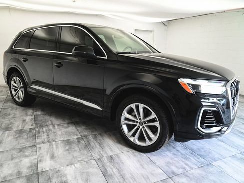Used 2025 Audi Q7 3.0T Premium Plus w/ Premium Plus Package AWD/4WD image 3