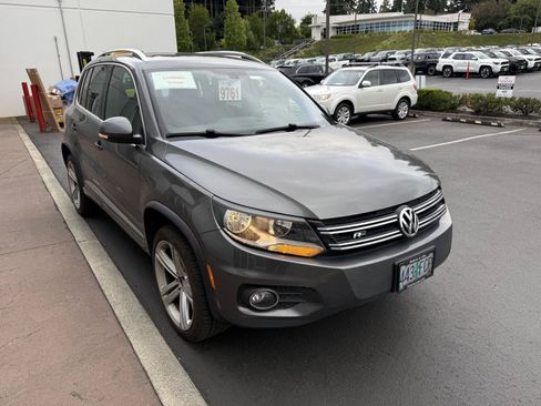 Used 2016 Volkswagen Tiguan R-Line AWD/4WD image 7