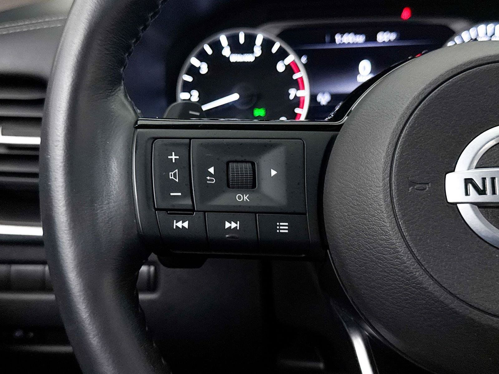 Used 2021 Nissan Rogue S FWD image 32