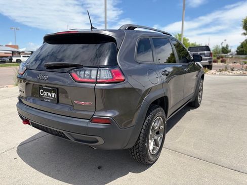 Used 2020 Jeep Cherokee Trailhawk w/ Cold Weather Group AWD/4WD image 10