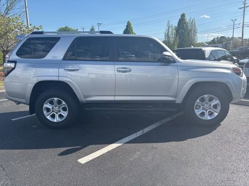 Used 2019 Toyota 4Runner SR5 Premium image 5