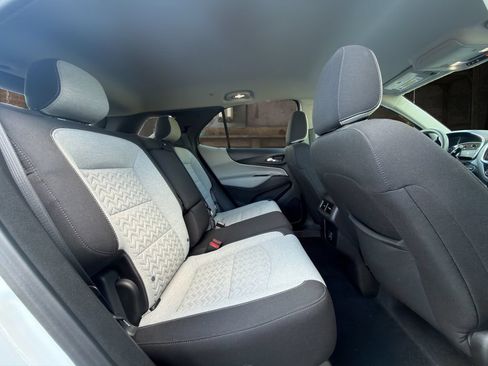 Certified 2023 Chevrolet Equinox LS w/ LS Convenience Package AWD/4WD image 18