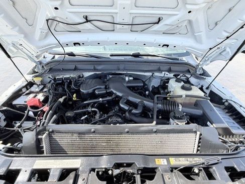 Used 2016 Ford F450 XL AWD/4WD image 20