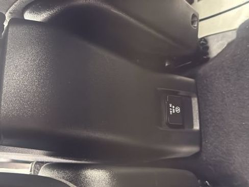 Used 2016 Jeep Renegade Limited AWD/4WD image 27