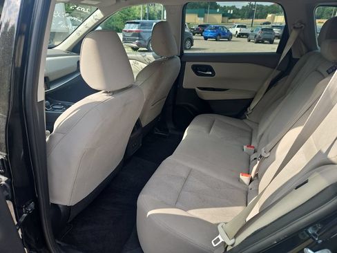 Used 2025 Nissan Rogue SV AWD/4WD image 19