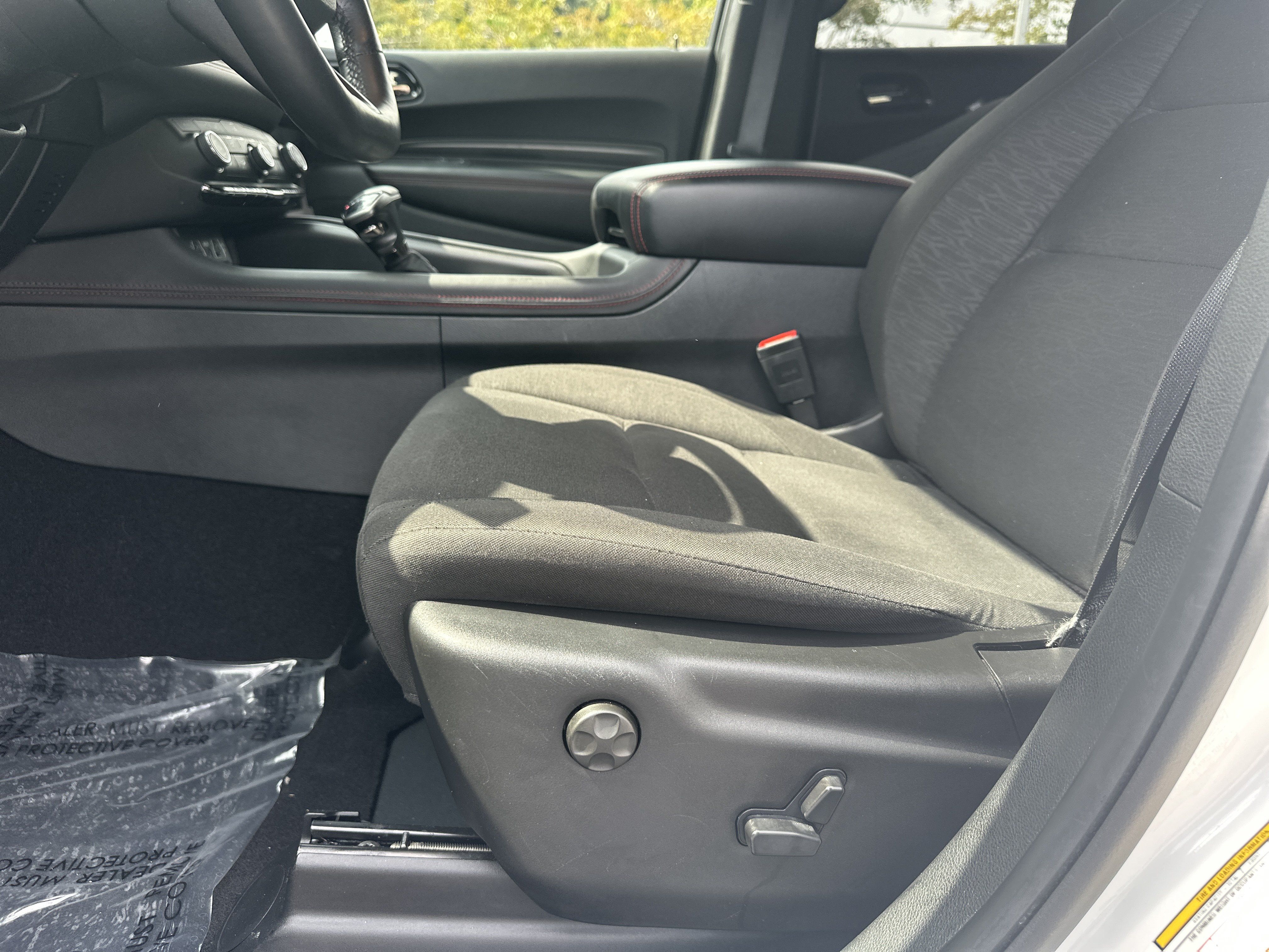 Used 2025 Dodge Durango GT w/ Blacktop Package RWD image 11