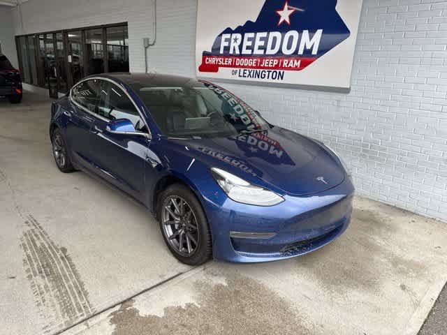 Used 2018 Tesla Model 3 Long Range RWD image 2
