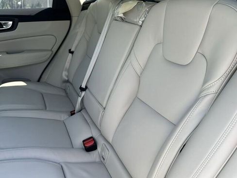 New 2024 Volvo XC60 T8 Ultimate w/ Protection Package Premier image 21