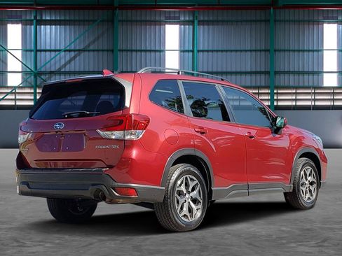Used 2020 Subaru Forester Premium w/ Popular Package #1 AWD/4WD image 5