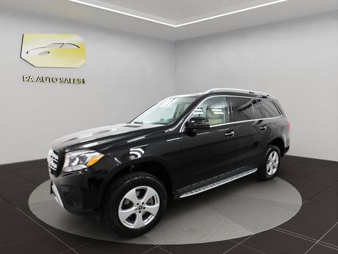 Used 2018 Mercedes-Benz GLS 450 4MATIC image 4