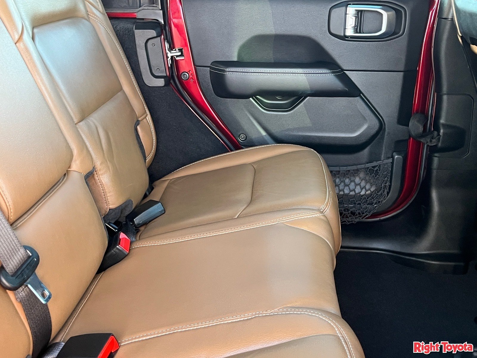 Used 2021 Jeep Wrangler Unlimited Rubicon AWD/4WD image 14