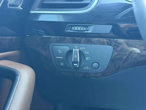 Used 2018 Audi Q7 3.0T Premium Plus w/ Premium Plus Package image 38