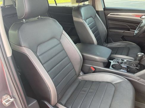 Used 2021 Volkswagen Atlas SEL Premium AWD/4WD image 30