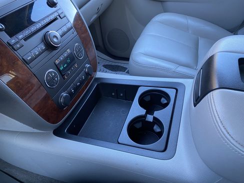 Used 2013 Chevrolet Avalanche LT w/ All-Star Edition image 24