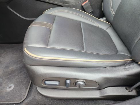 Used 2022 Chevrolet Blazer Premier w/ Driver Confidence II Package FWD image 29