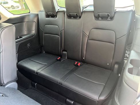 Certified 2025 Nissan Pathfinder SL w/ Cargo Package FWD image 29