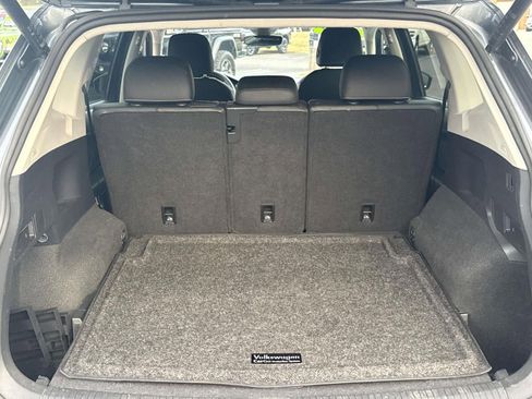 Used 2024 Volkswagen Tiguan SE AWD/4WD image 26